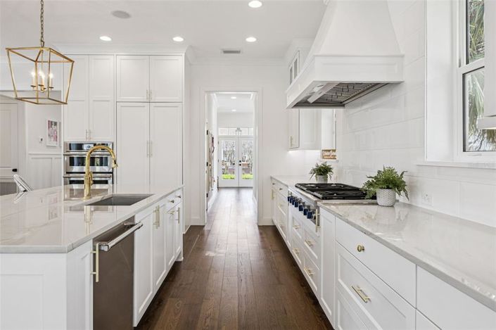 Image No.31-4 Bed House for sale