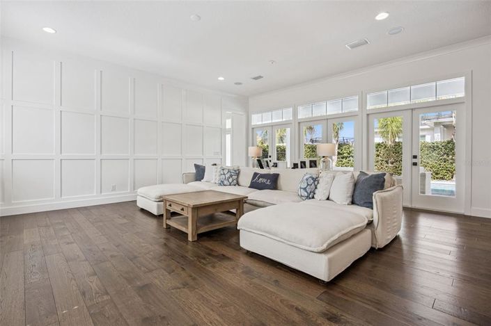 Image No.38-4 Bed House for sale