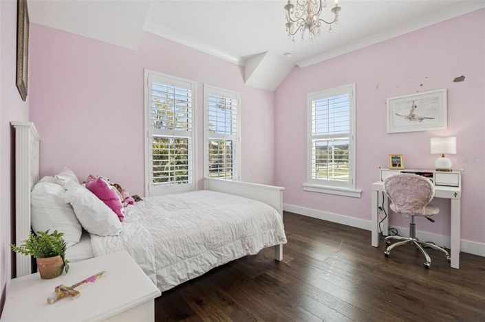 Image No.52-4 Bed House for sale