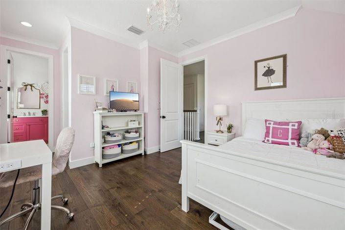 Image No.53-4 Bed House for sale