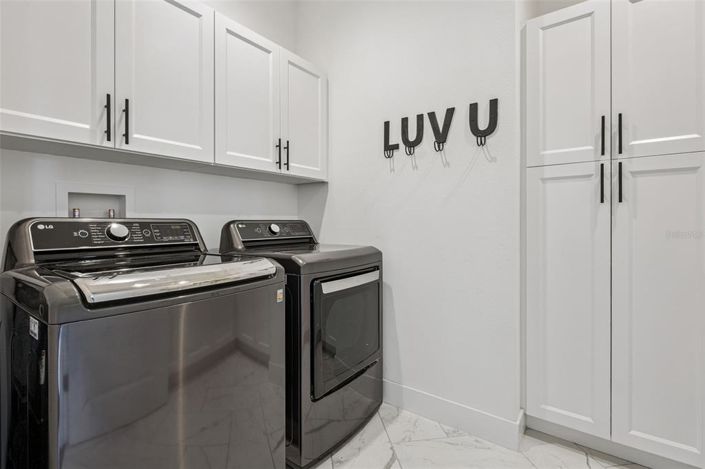 Image No.58-4 Bed House for sale