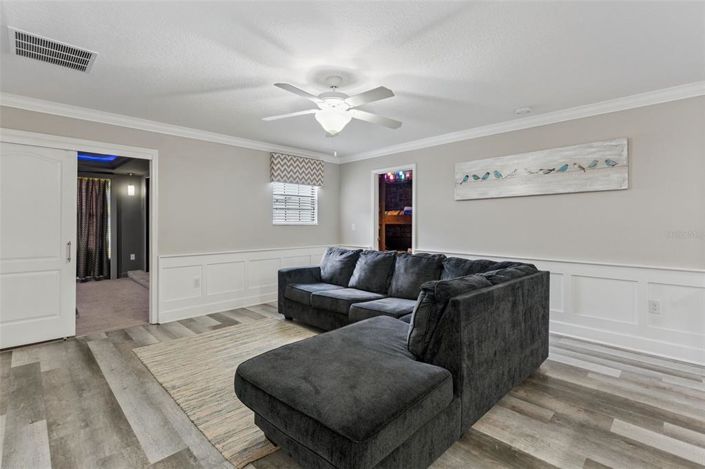 Image No.12-8 Bed House for sale