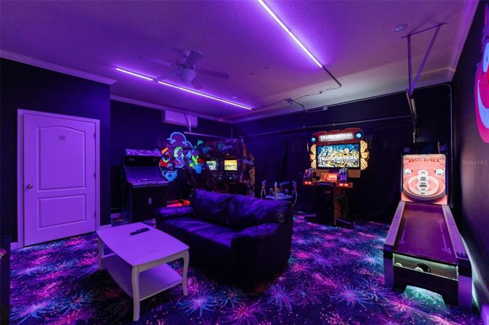 Image No.32-8 Bed House for sale