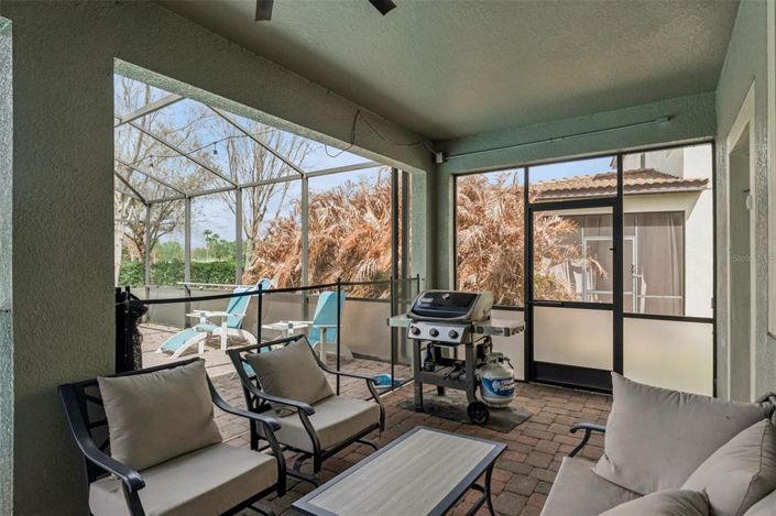 Image No.35-8 Bed House for sale