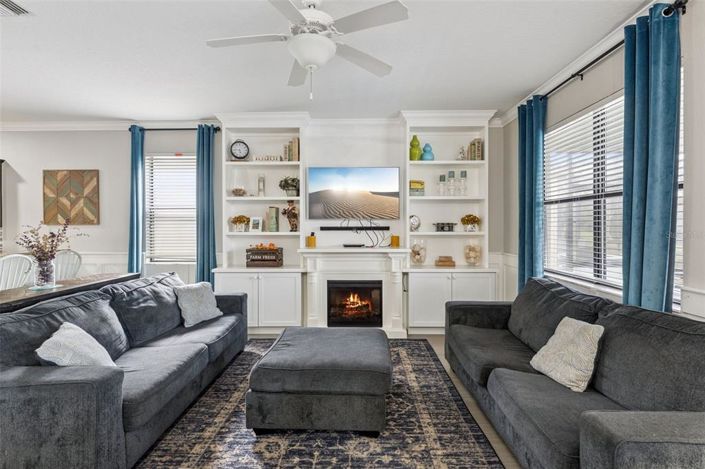 Image No.4-8 Bed House for sale