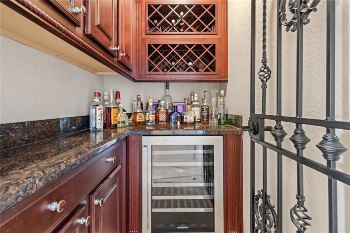 Image No.34-4 Bed House for sale