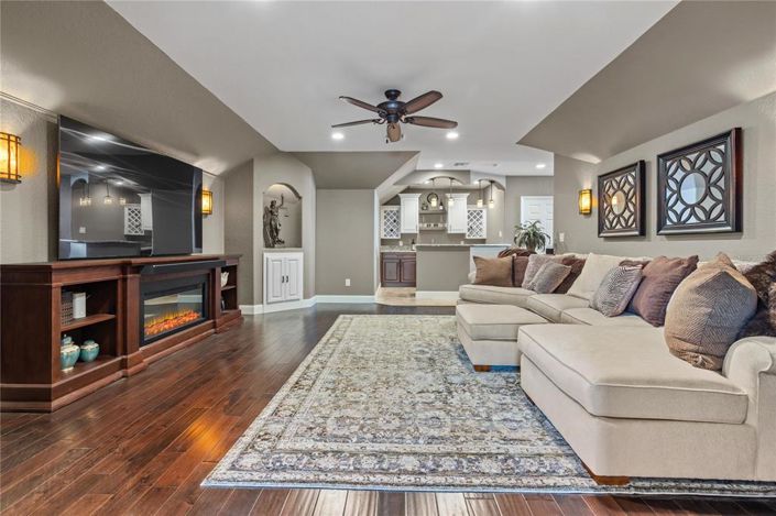 Image No.46-4 Bed House for sale