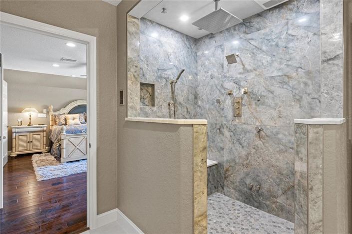 Image No.49-4 Bed House for sale