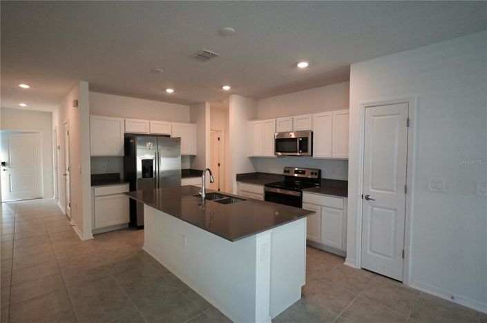 Image No.5-3 Bed House for sale