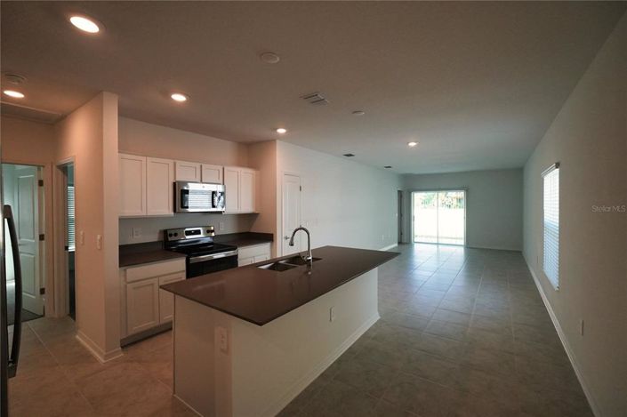 Image No.8-3 Bed House for sale