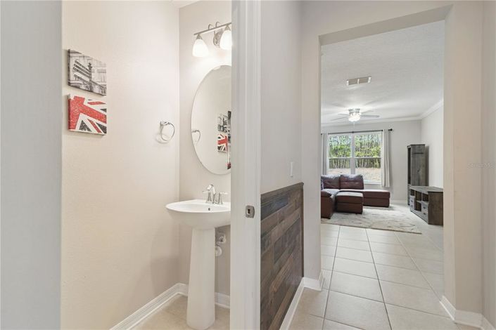 Image No.15-3 Bed Townhouse for sale