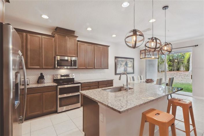 Image No.5-3 Bed Townhouse for sale