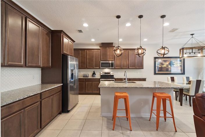 Image No.6-3 Bed Townhouse for sale