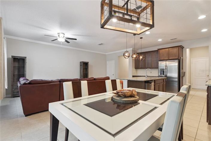 Image No.8-3 Bed Townhouse for sale