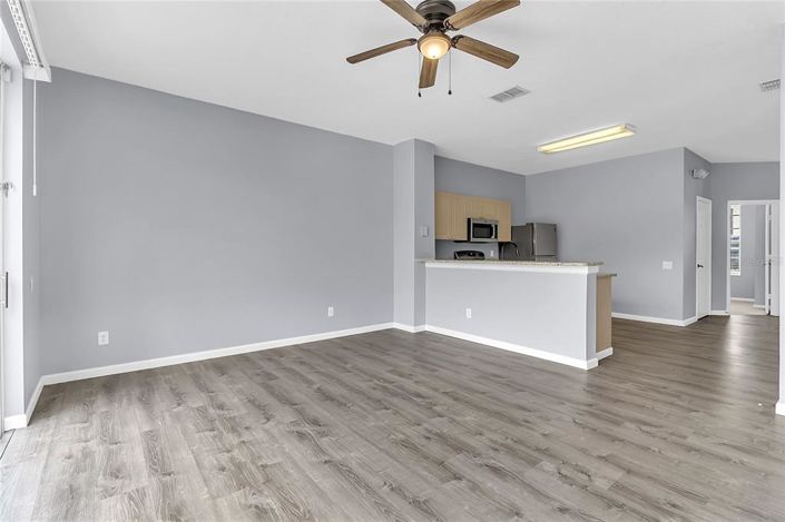 Image No.11-3 Bed Townhouse for sale