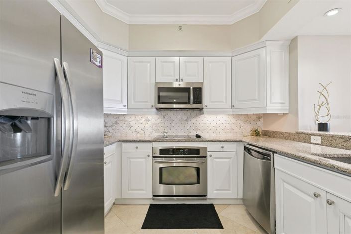 Image No.20-2 Bed Apartment for sale