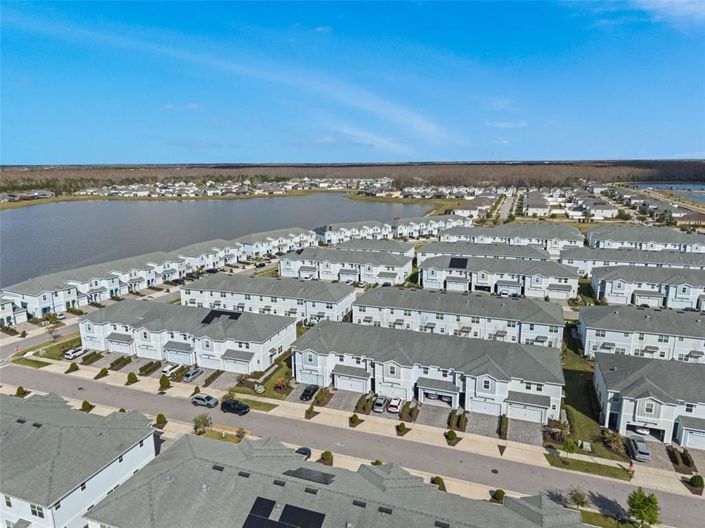 Image No.34-3 Bed Townhouse for sale