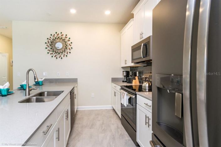 Image No.5-5 Bed Townhouse for sale