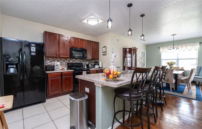 Image No.9-3 Bed House for sale