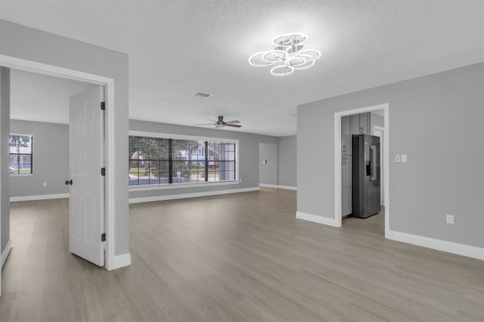 Image No.14-3 Bed House for sale