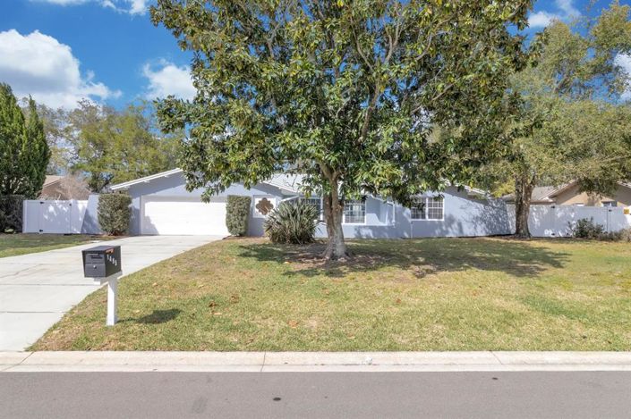 Image No.2-3 Bed House for sale