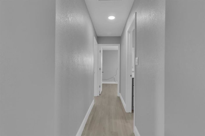 Image No.34-3 Bed House for sale