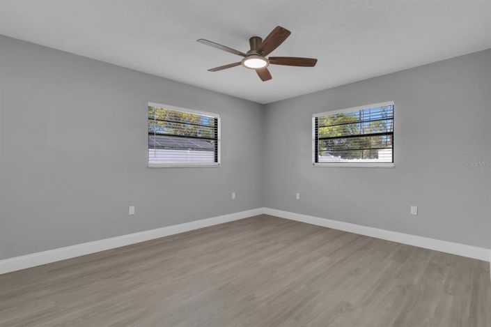 Image No.36-3 Bed House for sale