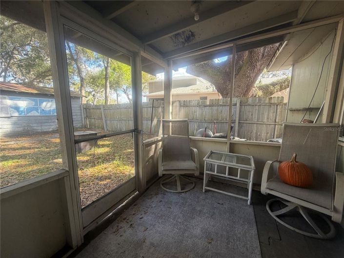 Image No.18-2 Bed House for sale