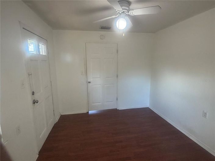 Image No.23-2 Bed House for sale