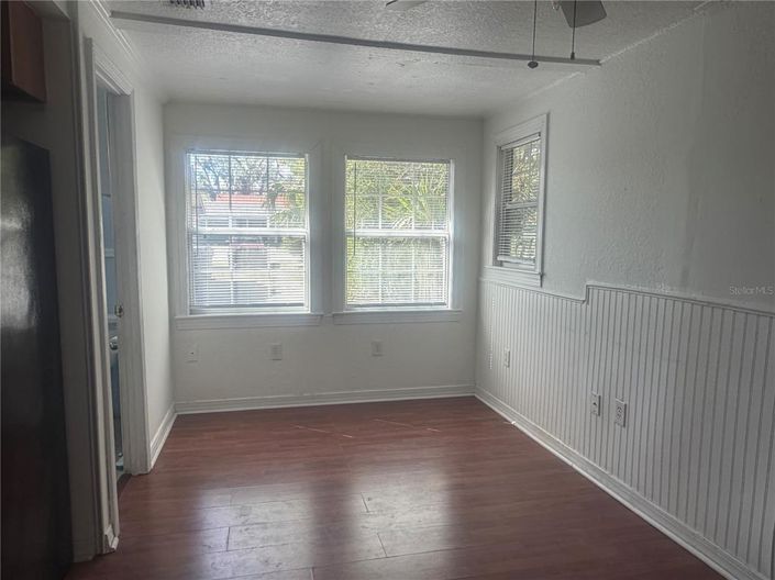 Image No.29-2 Bed House for sale