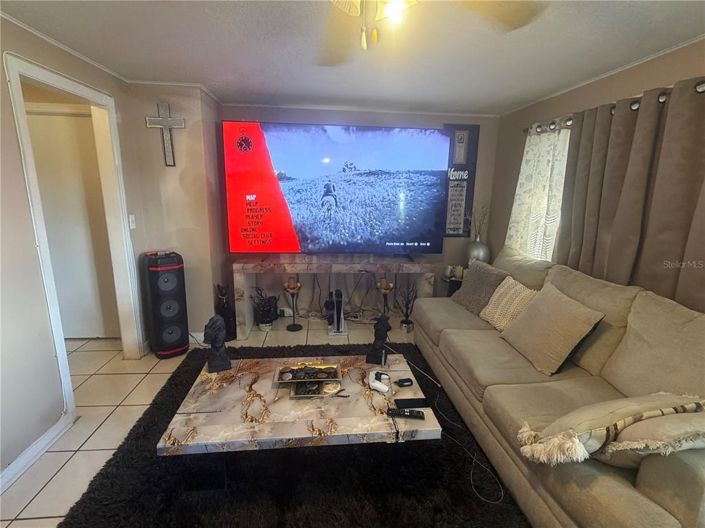 Image No.6-2 Bed House for sale