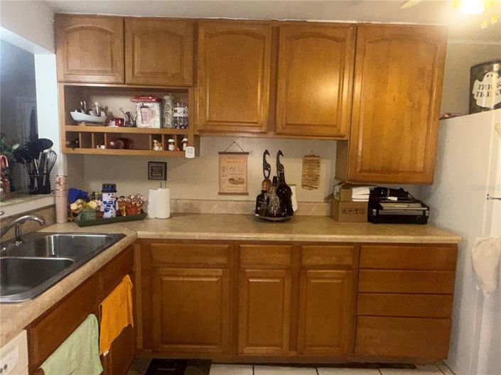 Image No.8-2 Bed House for sale