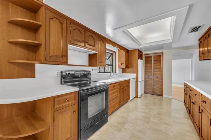 Image No.12-4 Bed House for sale