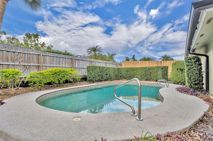 Image No.22-4 Bed House for sale