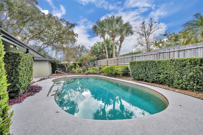 Image No.23-4 Bed House for sale