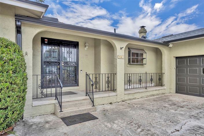 Image No.3-4 Bed House for sale