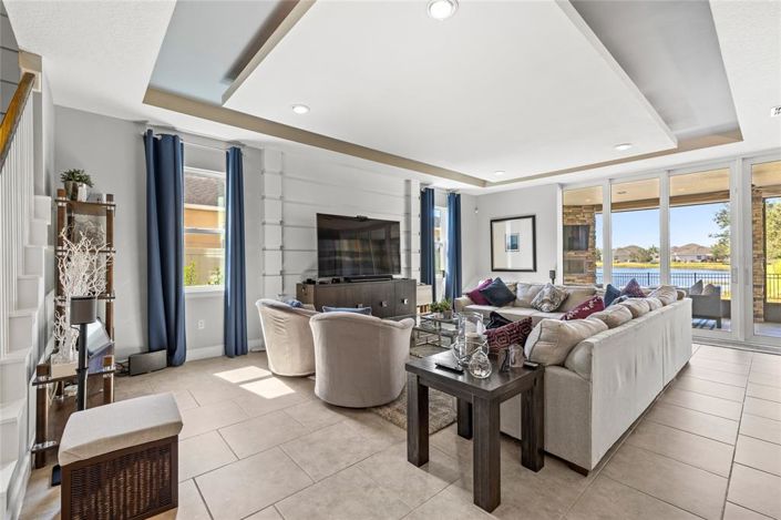 Image No.6-5 Bed House for sale