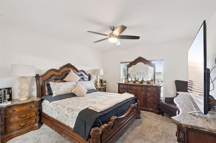 Image No.19-4 Bed House for sale