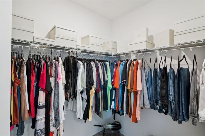 Image No.20-4 Bed House for sale