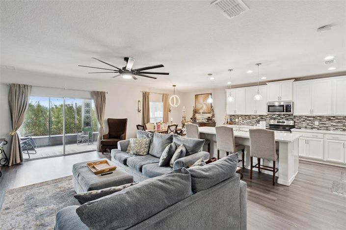 Image No.4-4 Bed House for sale