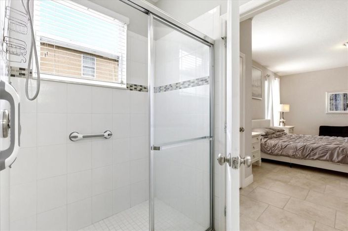 Image No.22-6 Bed House for sale