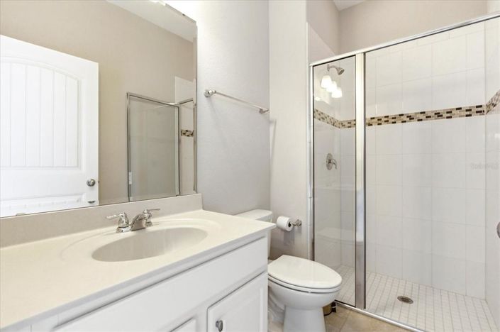 Image No.23-6 Bed House for sale