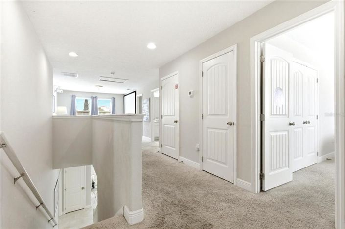 Image No.26-6 Bed House for sale