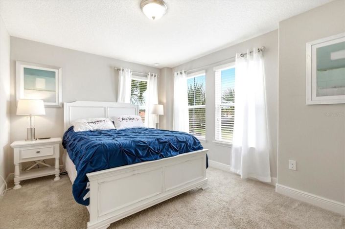 Image No.31-6 Bed House for sale