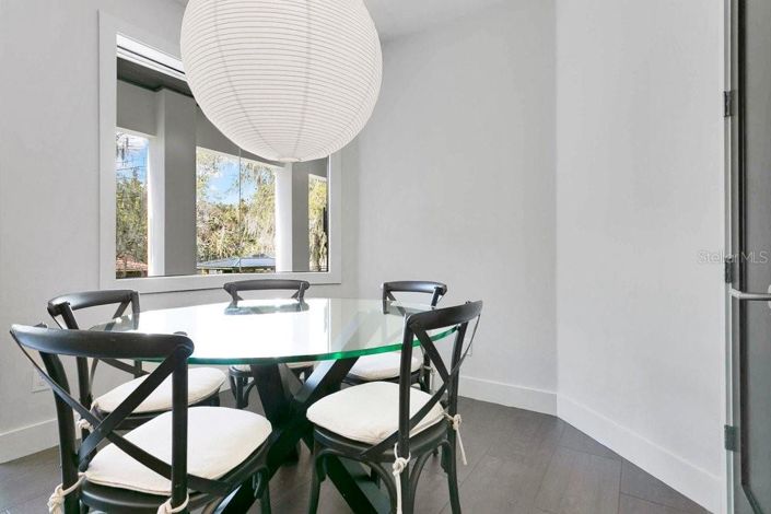 Image No.17-4 Bed House for sale