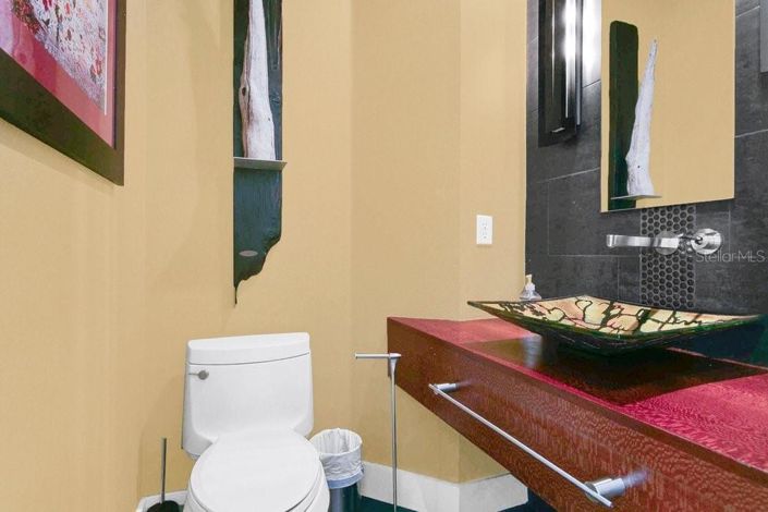 Image No.48-4 Bed House for sale