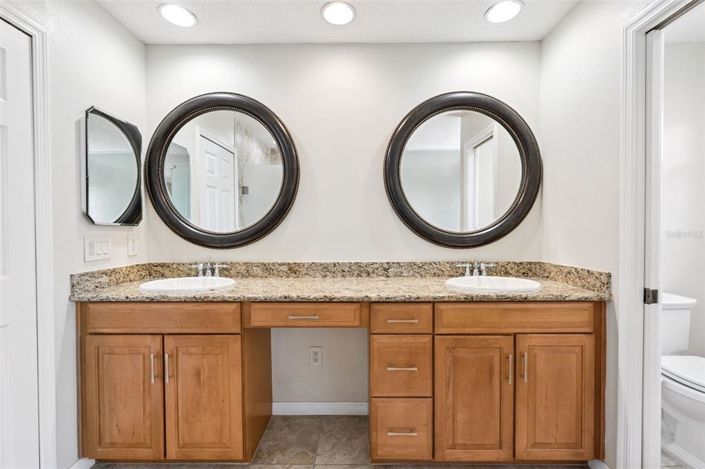 Image No.16-3 Bed Townhouse for sale