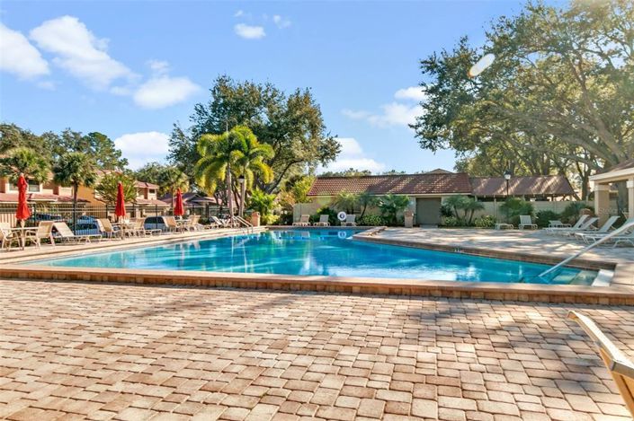 Image No.27-3 Bed Townhouse for sale