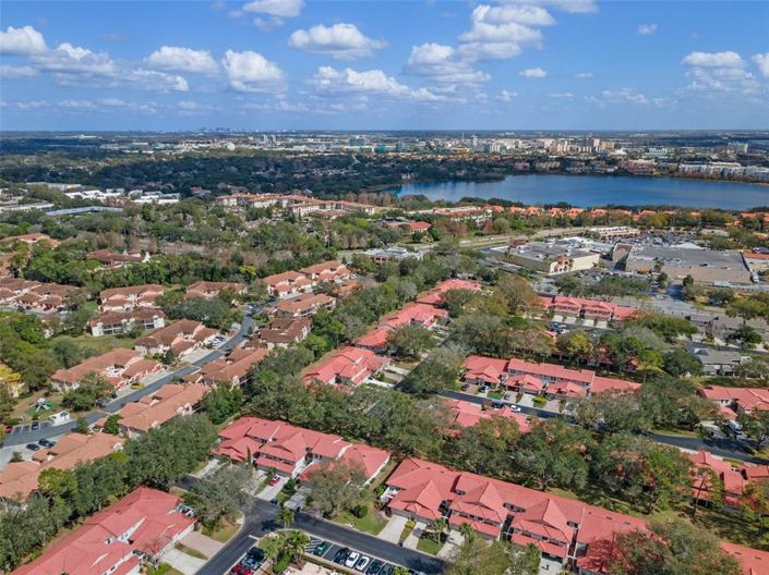 Image No.32-3 Bed Townhouse for sale