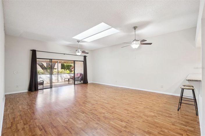 Image No.5-3 Bed Townhouse for sale